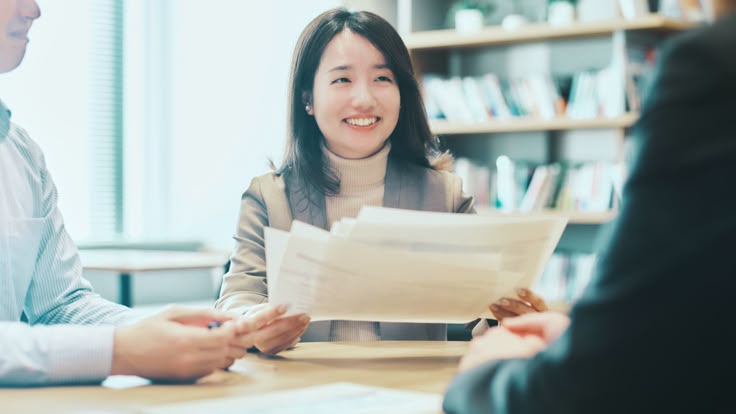 Mỗi sự kiện nội bộ bao gồm nhiều tài liệu cần xử lý internal event